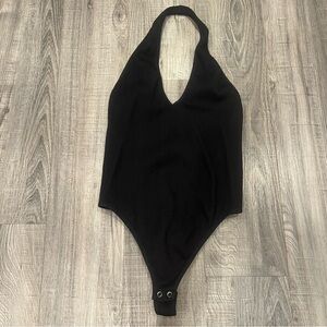 anwnd vici black seamless ribbed backless halter top bodysuit